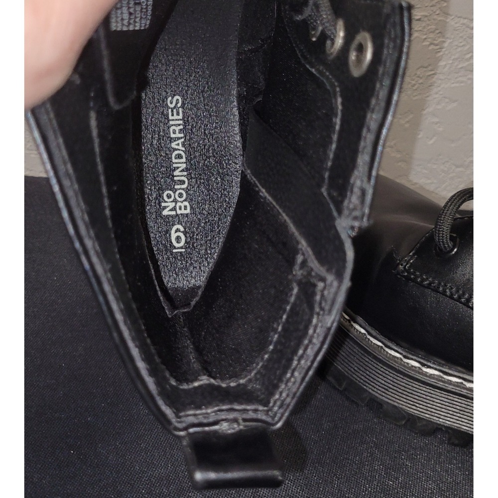 No Boundaries Women's Lug Sole Combat Boots Black Faux Leather Side Zip Size 6 - Picture 12 of 14